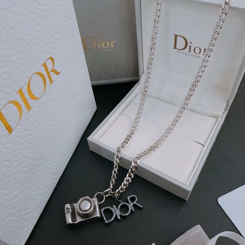chr1st1an D10r necklaces